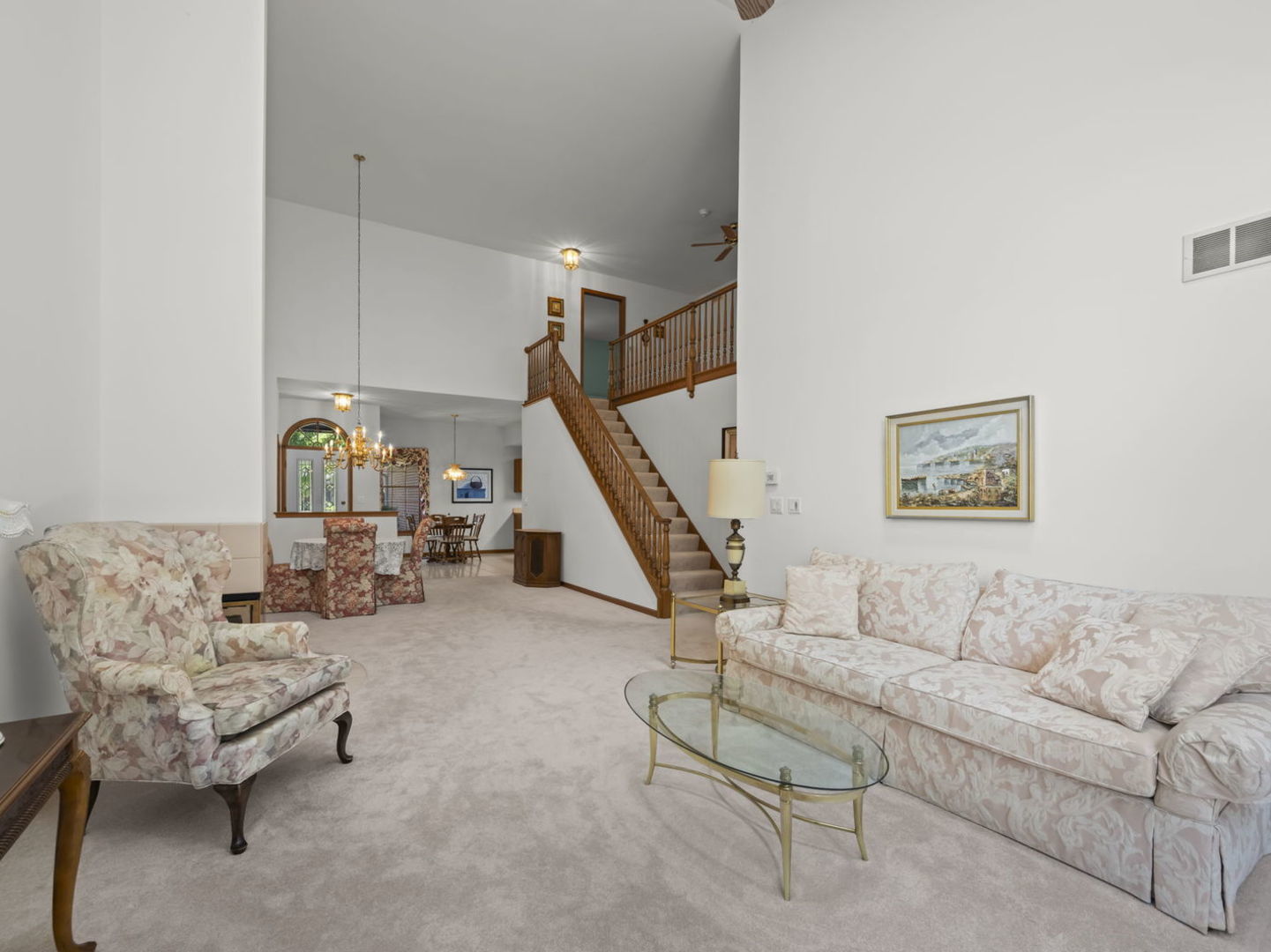 204 Jason Court Property Photo 4
