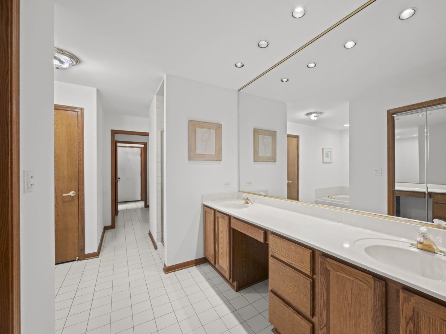 204 Jason Court Property Photo 12