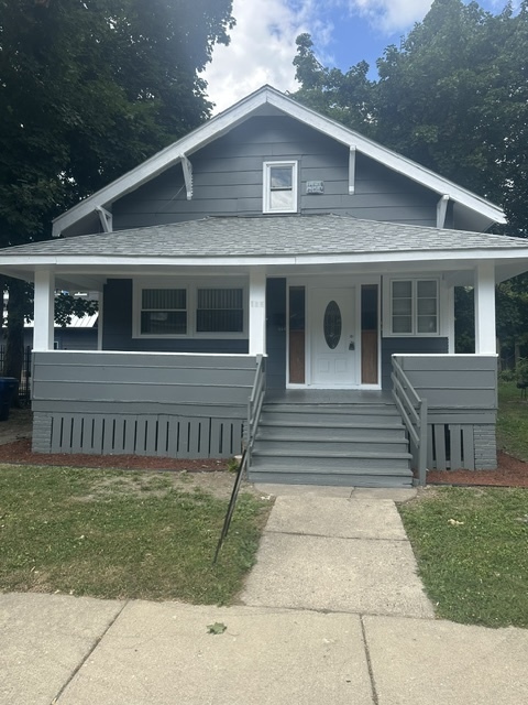 664 Lenox Avenue Property Photo 1