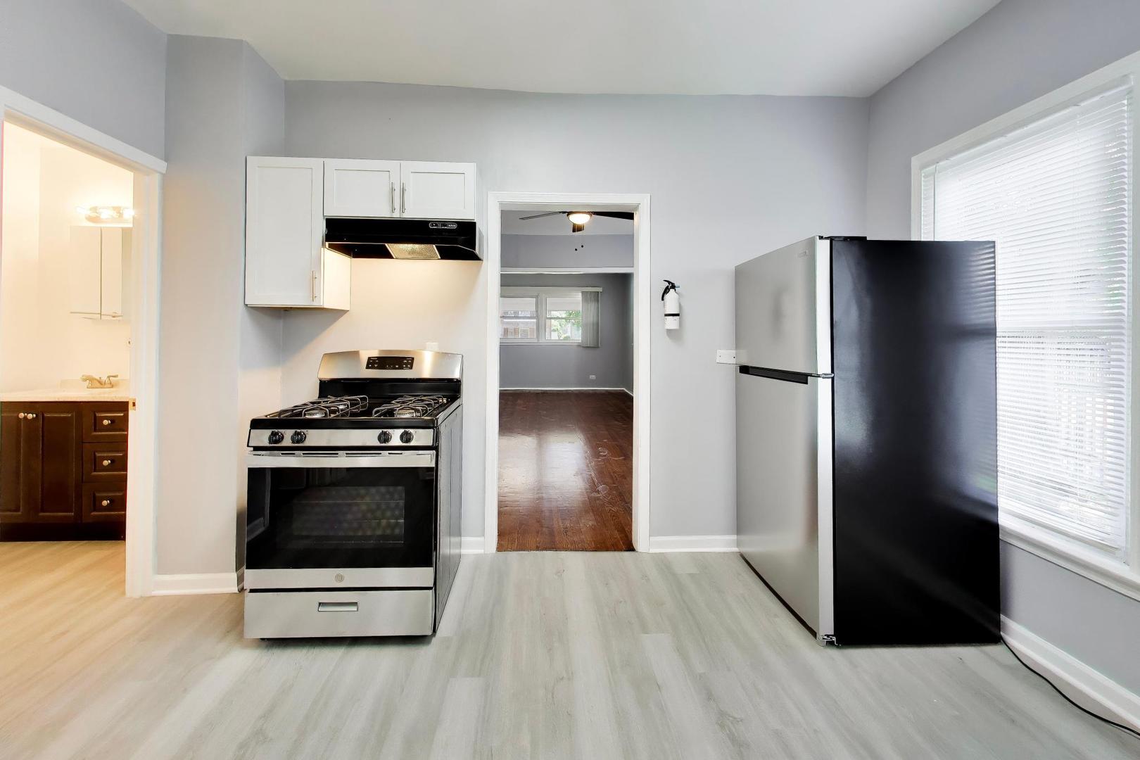 664 Lenox Avenue Property Photo 10