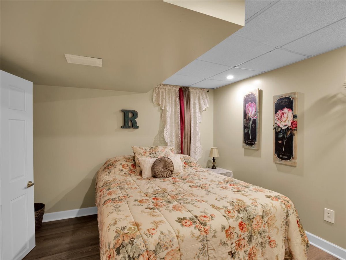 8532 Suffolk Drive Property Photo 21