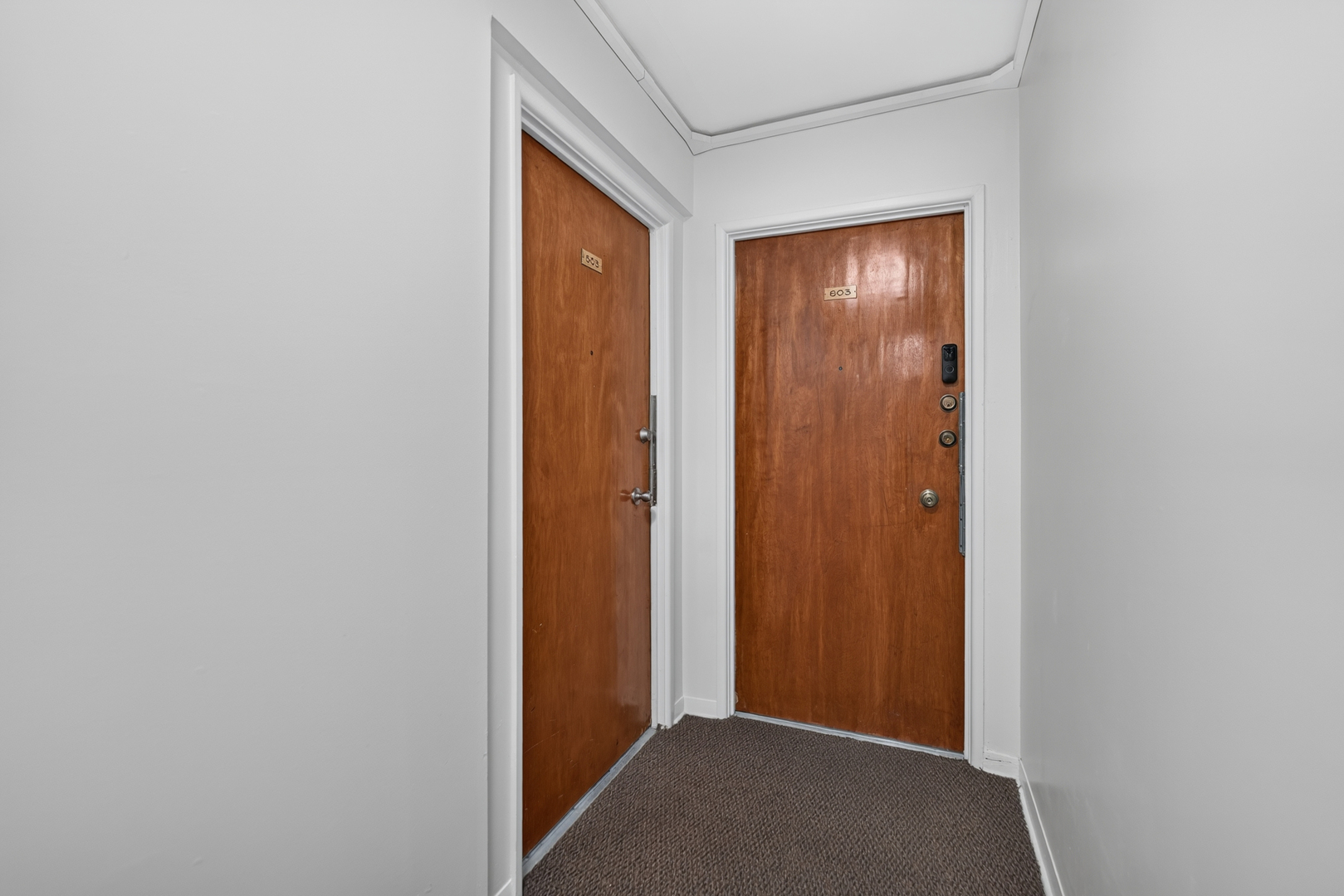 415 S Maple Avenue 503 Property Photo 3
