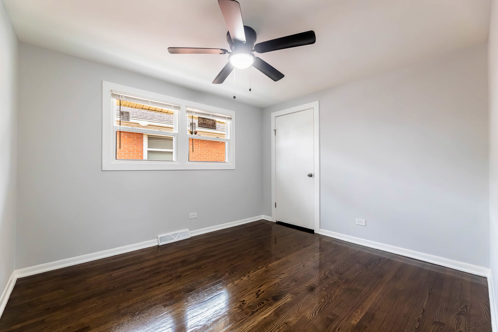 11619 S Aberdeen Street Property Photo 10