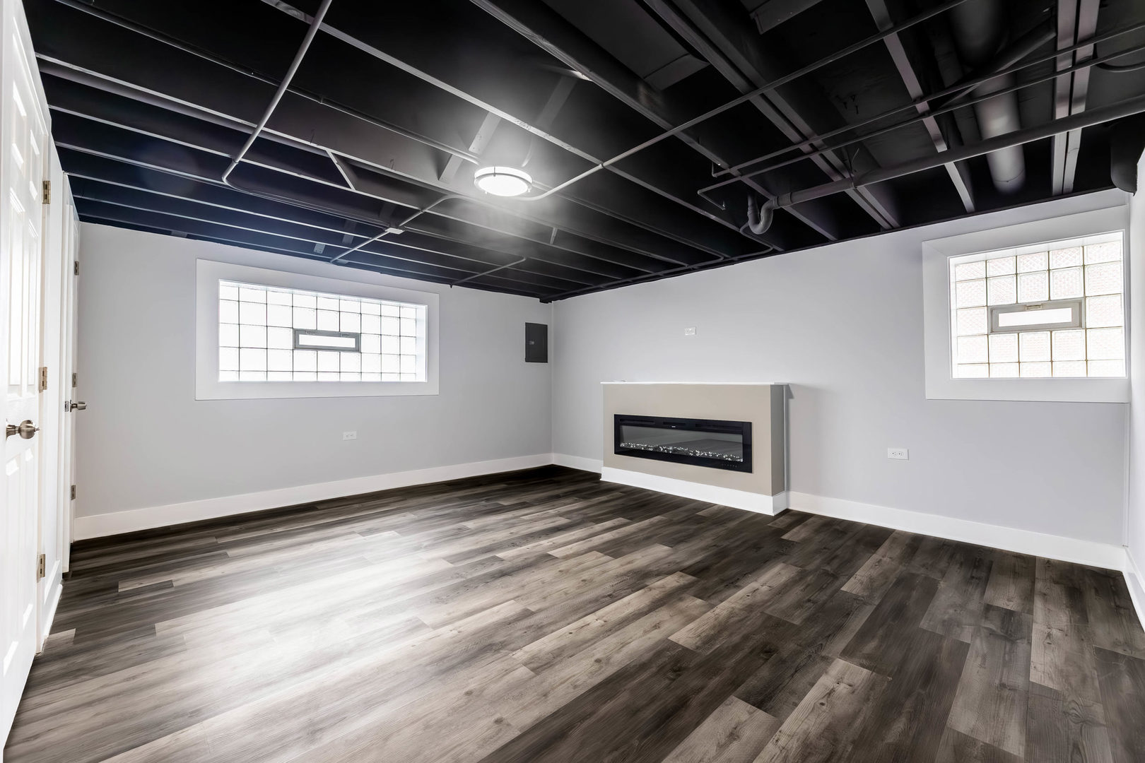 11619 S Aberdeen Street Property Photo 15