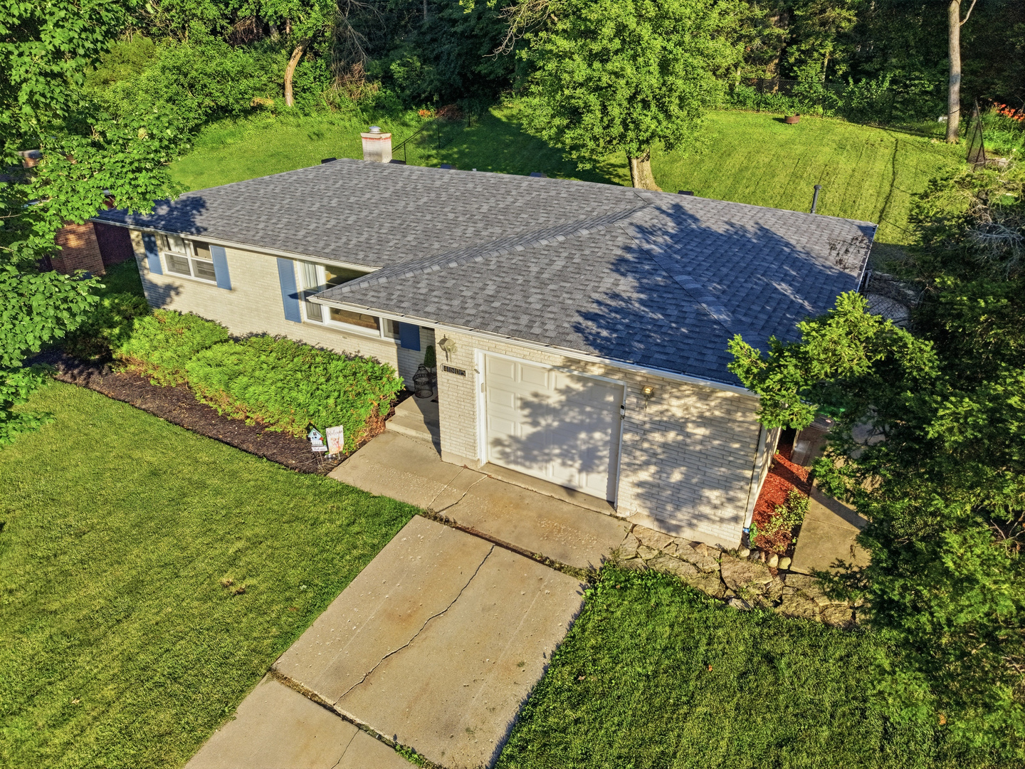 4605 Ashley Drive Property Photo 3