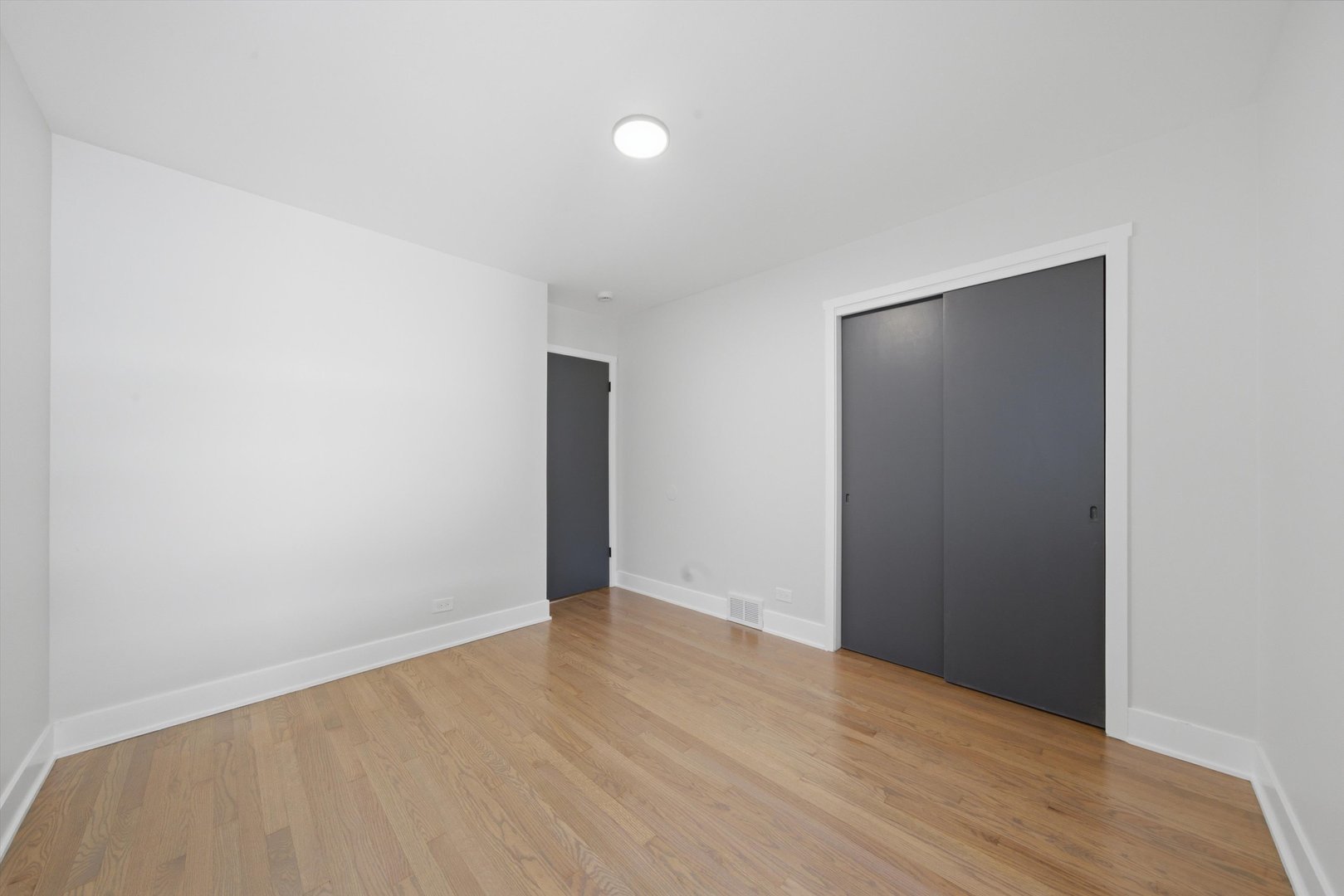 6332 N Mobile Avenue Property Photo 13