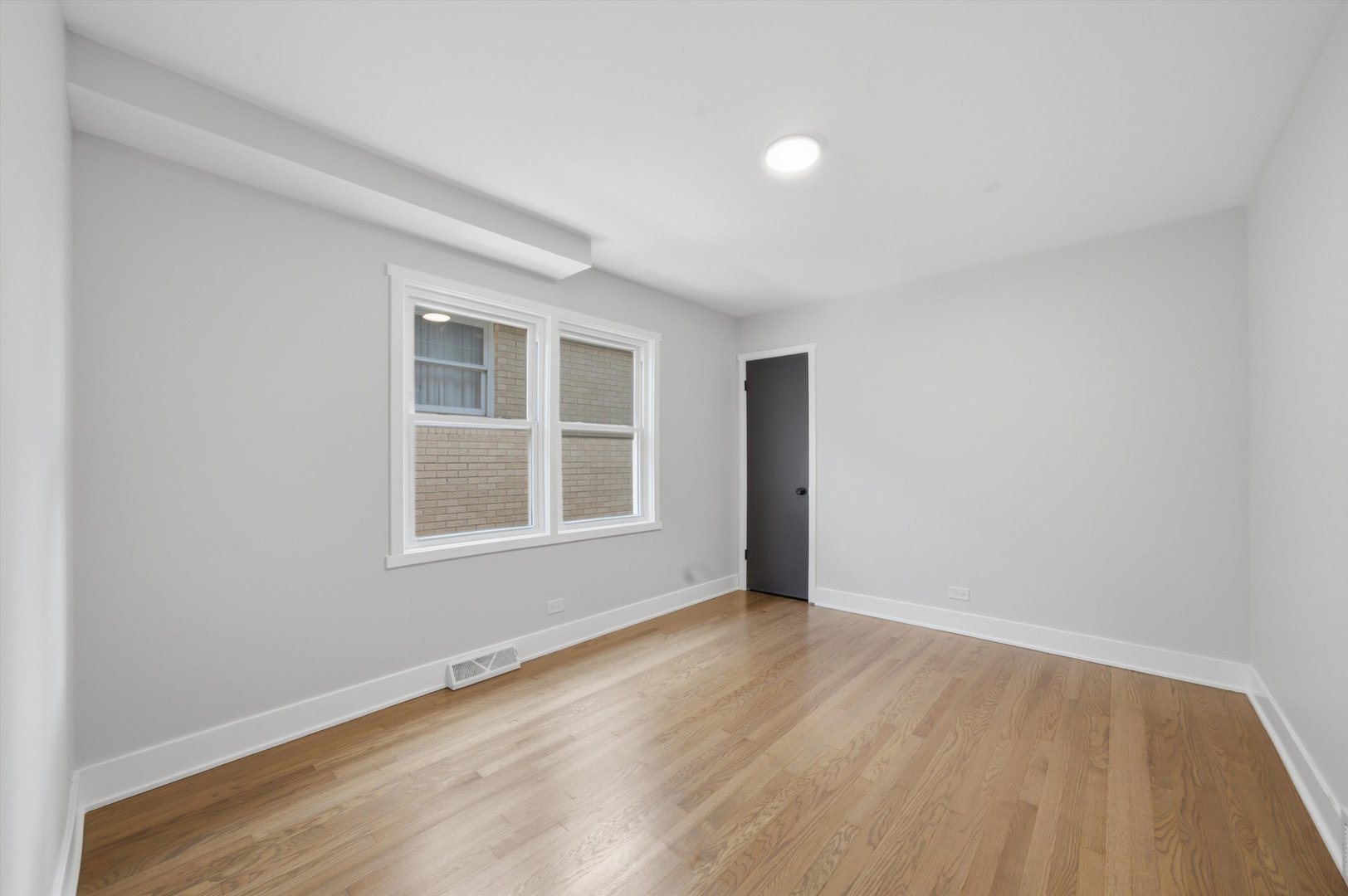 6332 N Mobile Avenue Property Photo 15