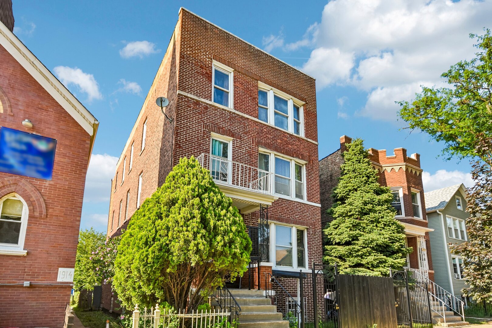 12698713 Property Photo 3