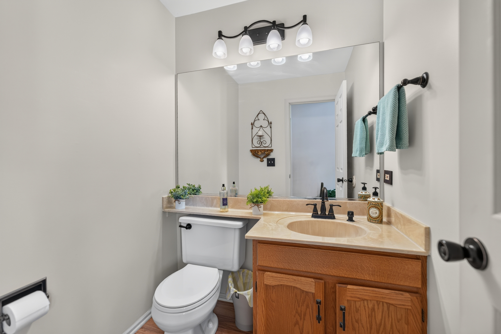 1696 Brigham Lane Property Photo 8