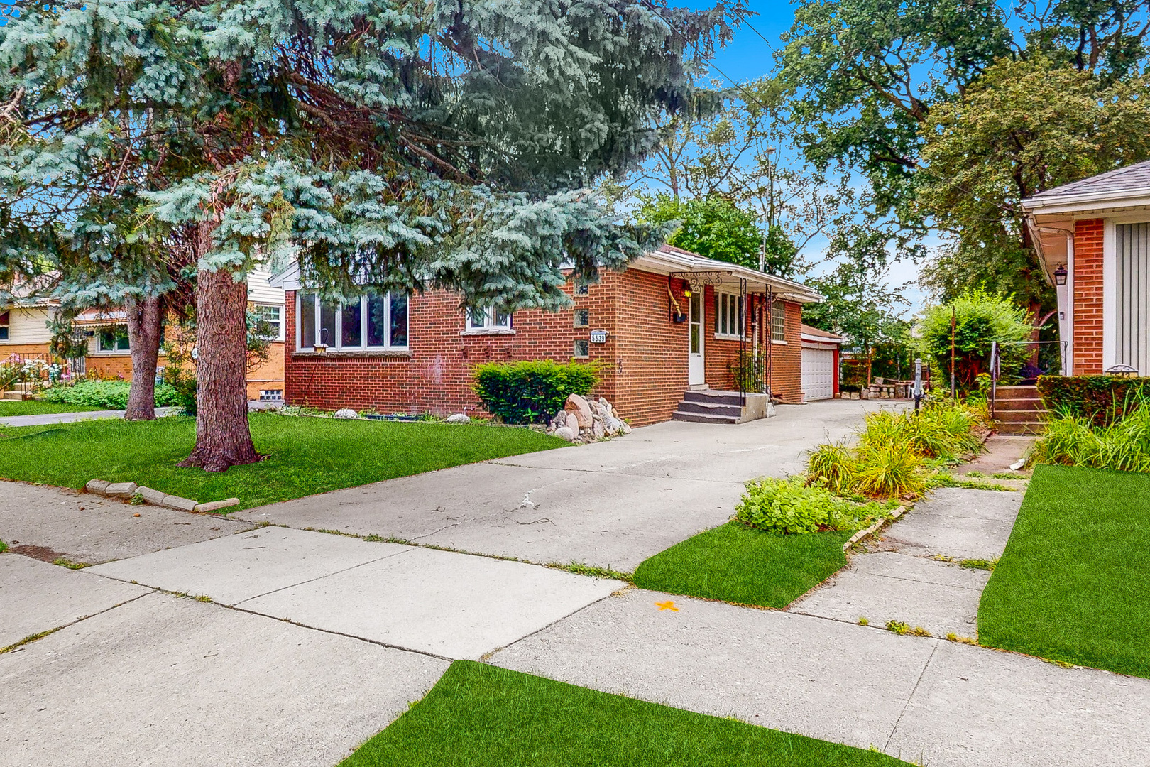 5539 Theobald Road Property Photo 1