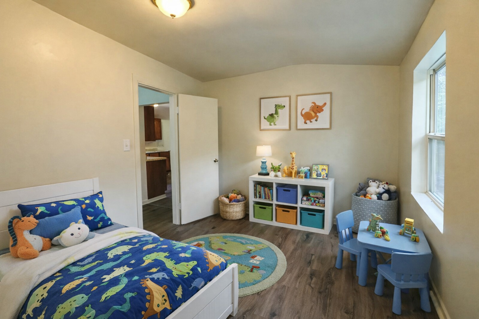 6415 N Shore Avenue Property Photo 9