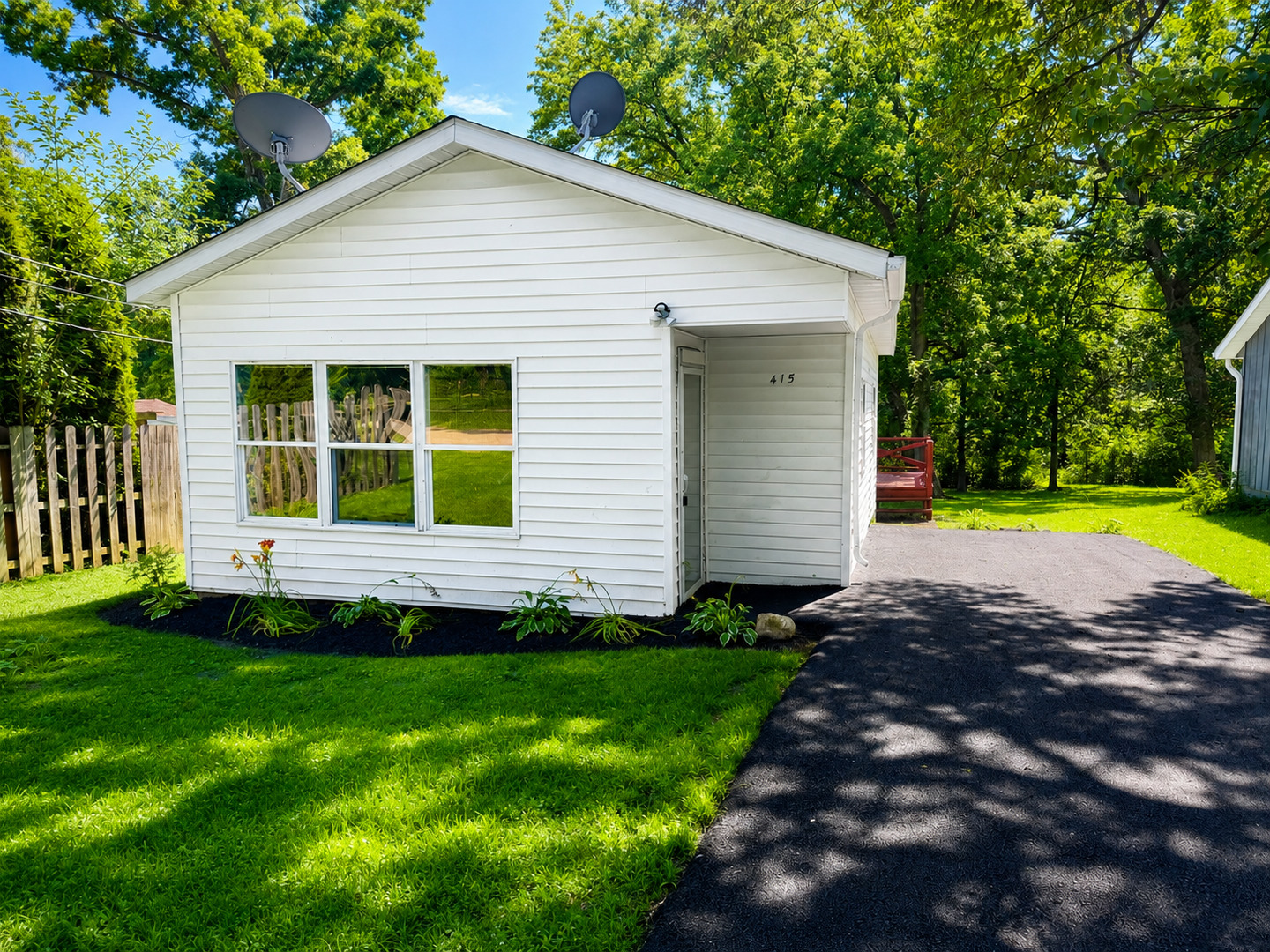6415 N Shore Avenue Property Photo 15