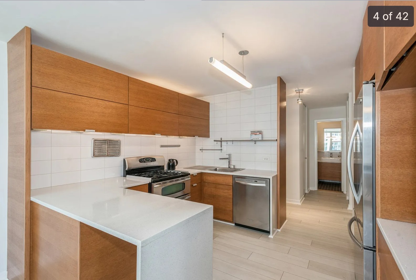 400 E Randolph Street 1430 Property Photo 4