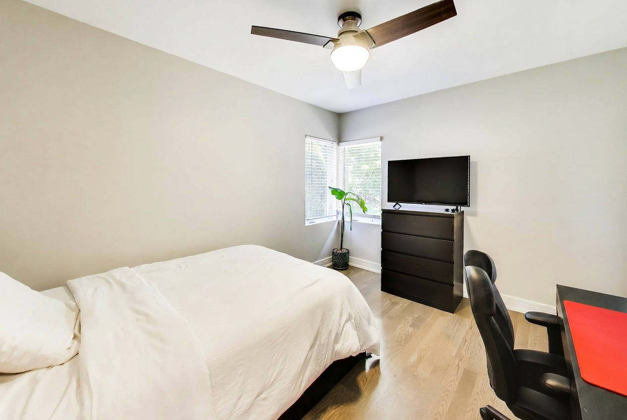 1721 S Cumberland Avenue Property Photo 16