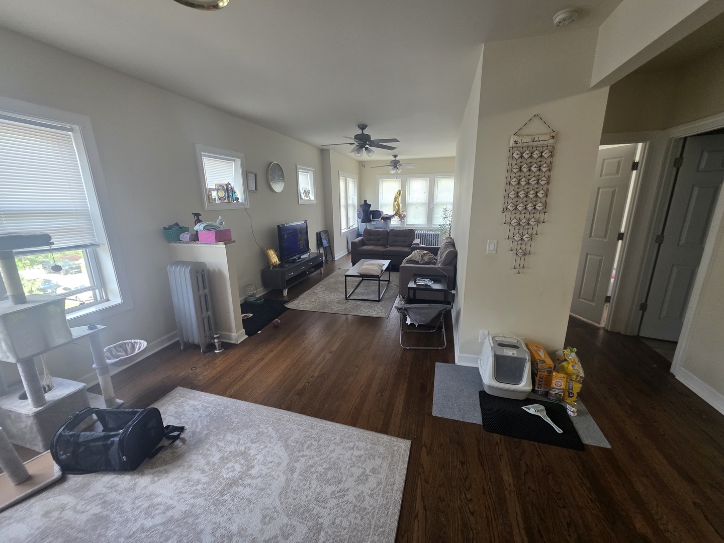 3851 N Laramie Avenue Property Photo 12