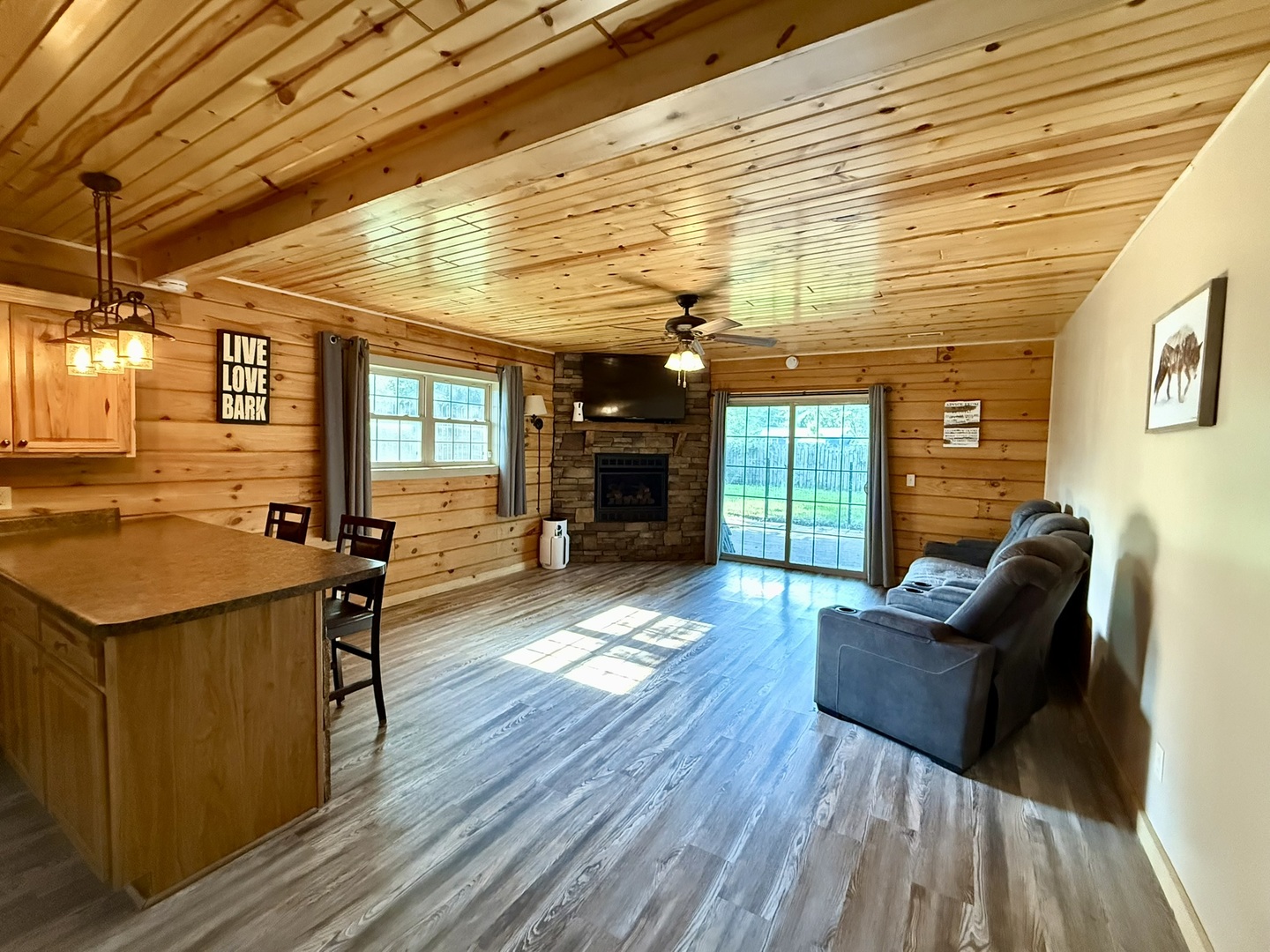 300 Noah Lane Property Photo 11