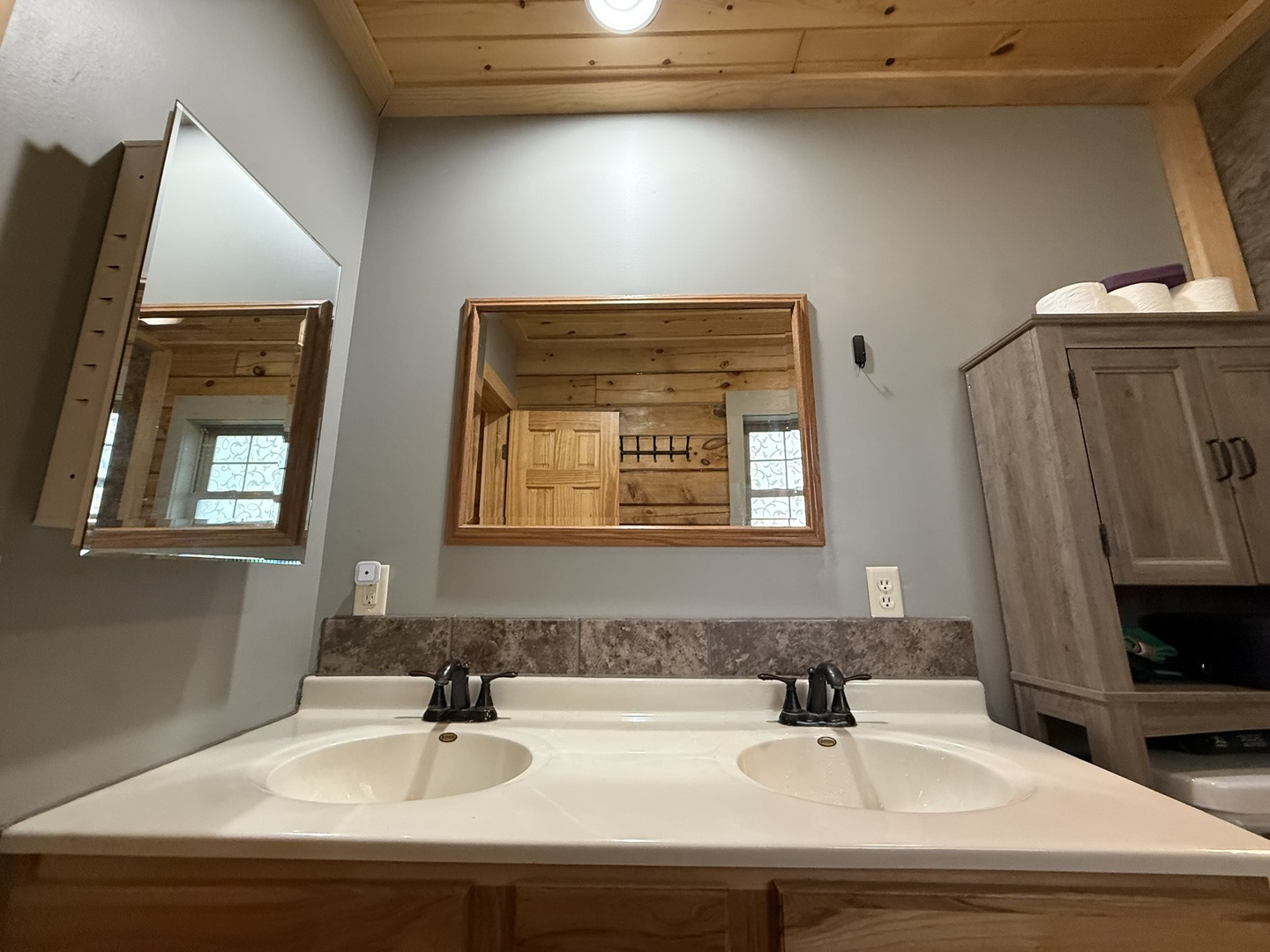 300 Noah Lane Property Photo 19