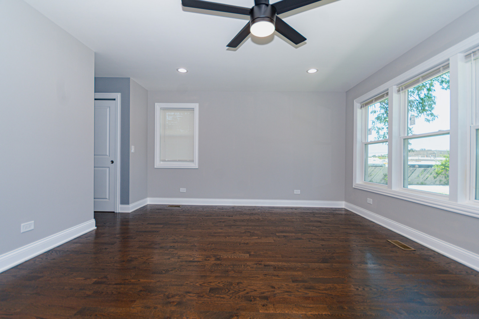 55 W 77th Place Property Photo 14