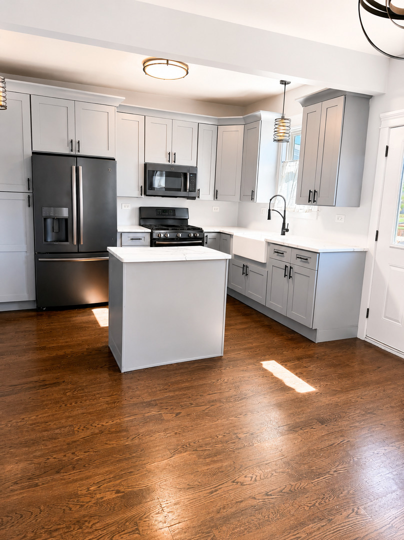 3509 S Mozart Street Property Photo 5