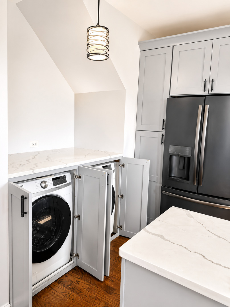 3509 S Mozart Street Property Photo 6