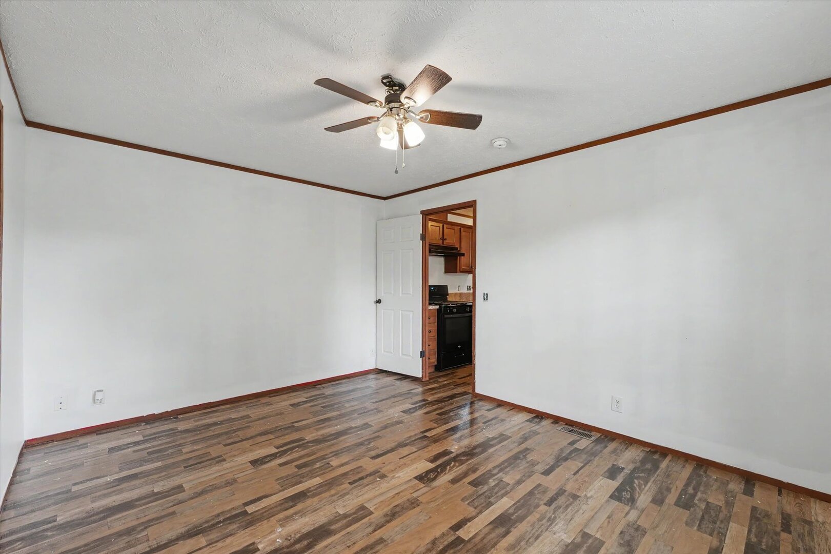 2113 Monroe Drive Property Photo 18