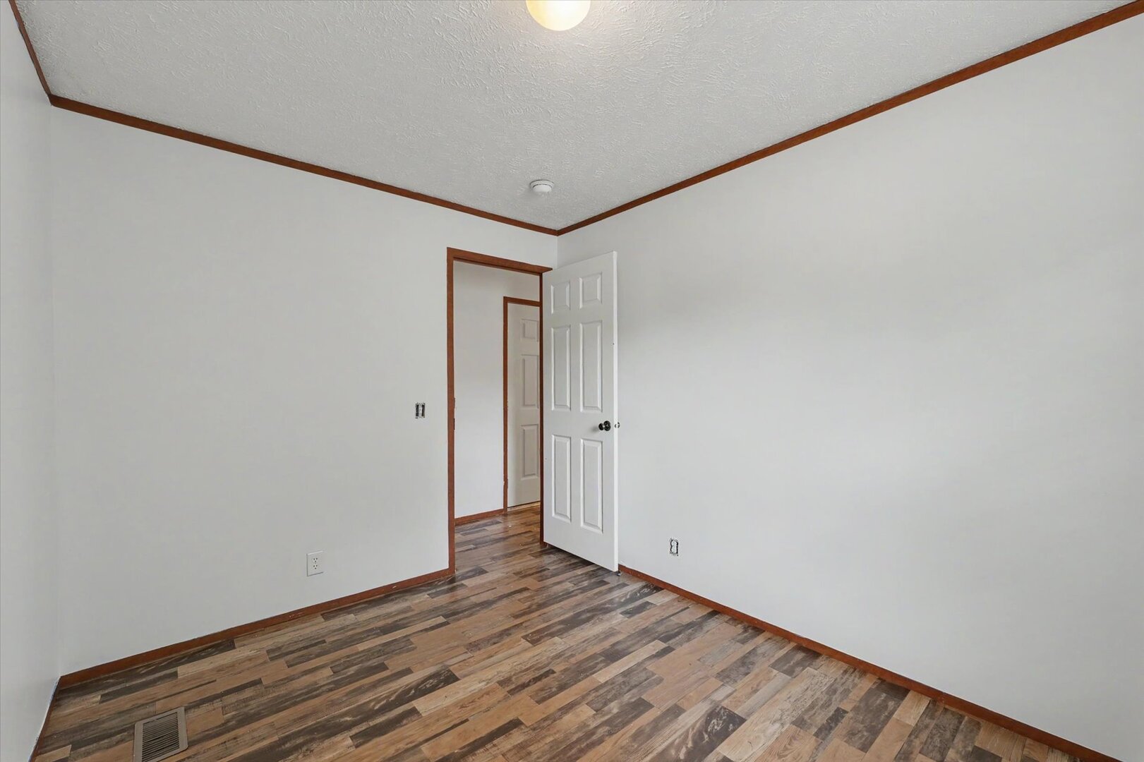2113 Monroe Drive Property Photo 23