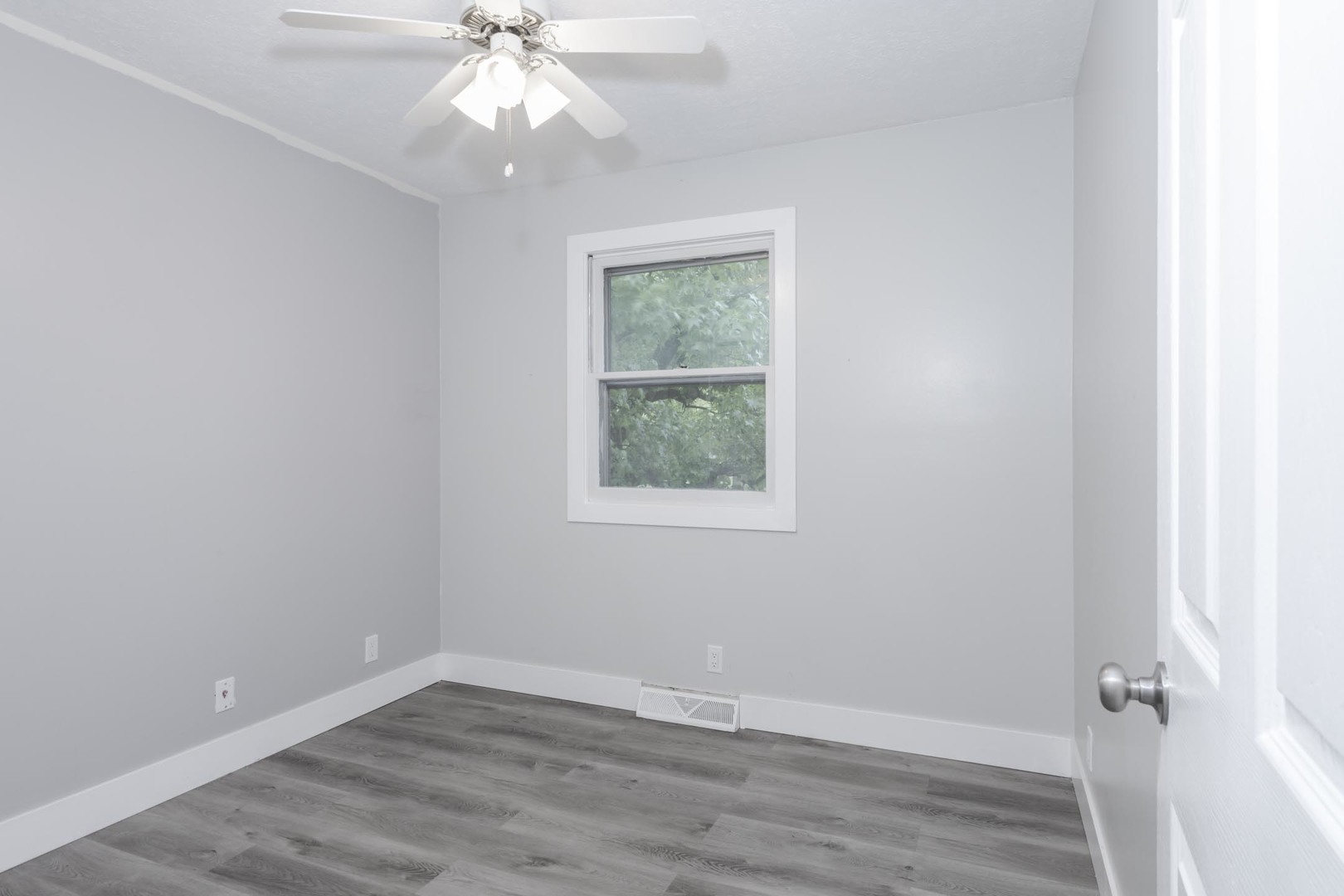 707 Chester Drive Property Photo 13