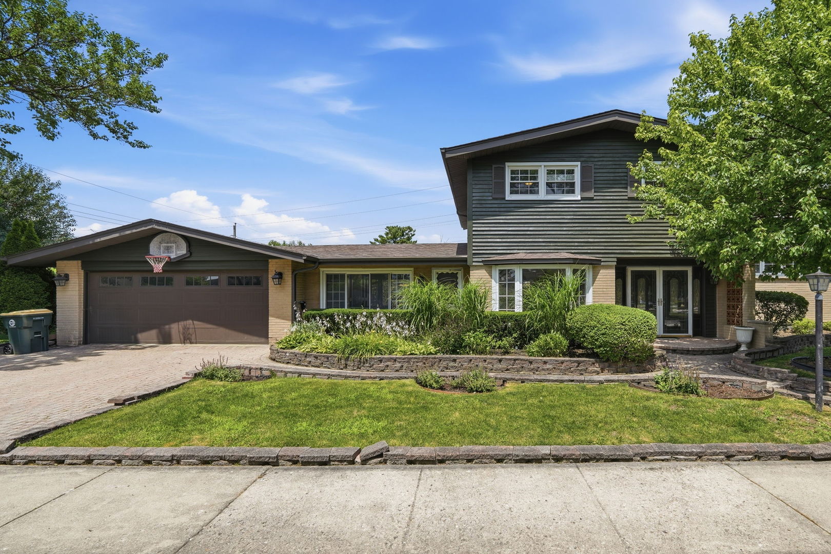 12698821 Property Photo 1
