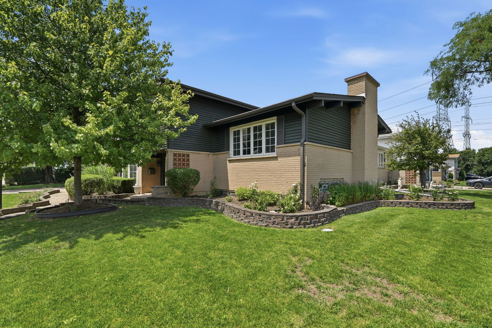 12698821 Property Photo 3
