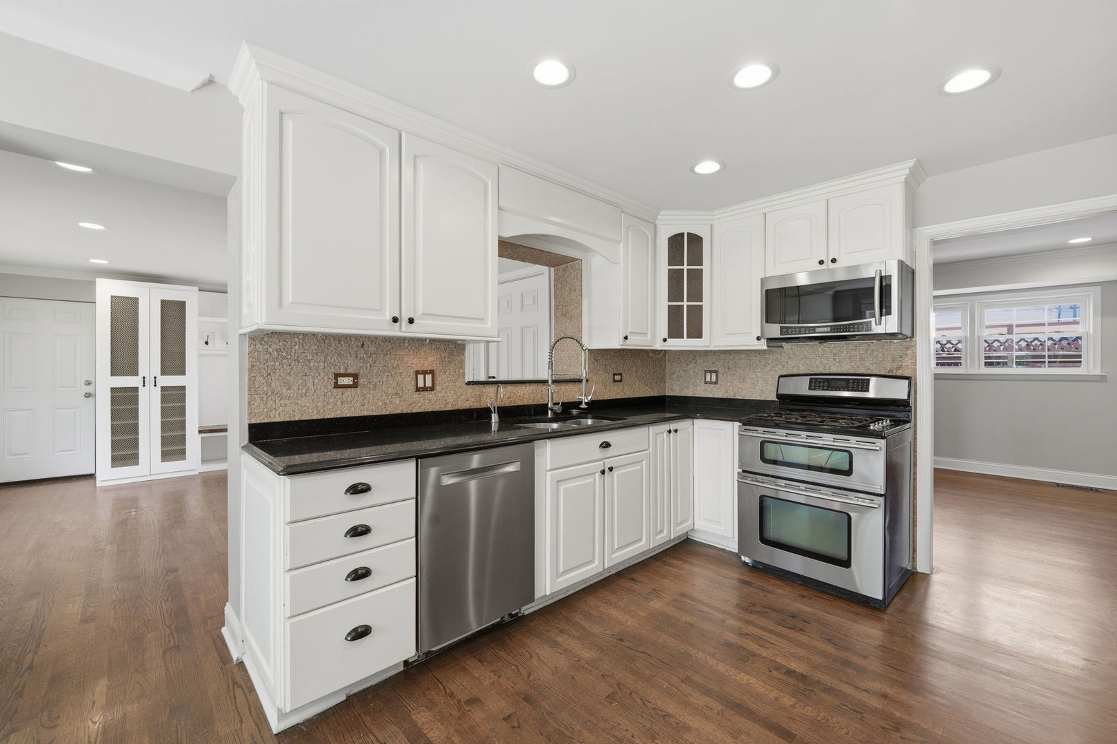 12698821 Property Photo 7