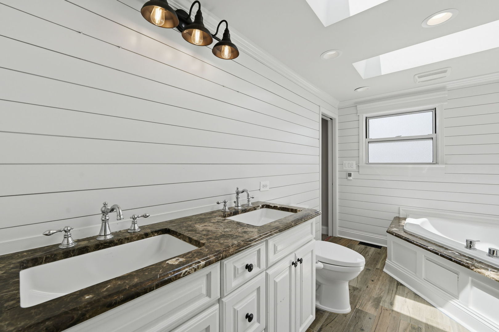 12698821 Property Photo 20