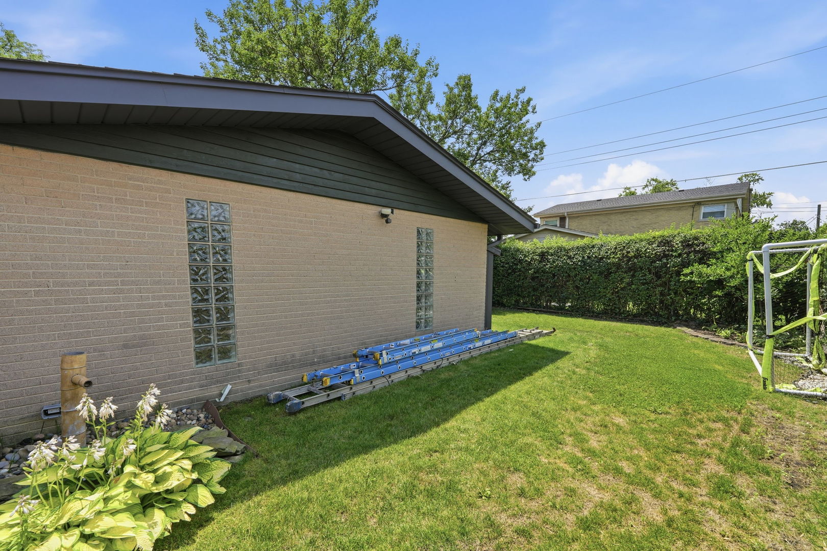 12698821 Property Photo 38