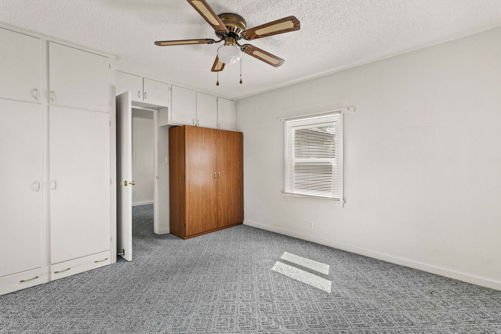 1212 3rd Street Property Photo 13