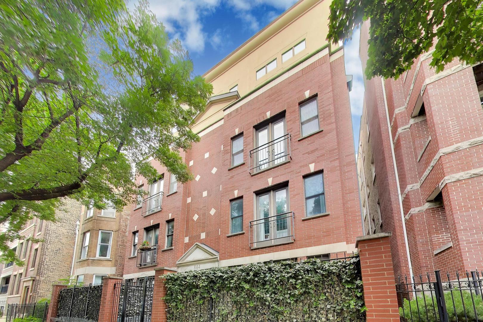 844 W Diversey Parkway 3e Property Photo 2
