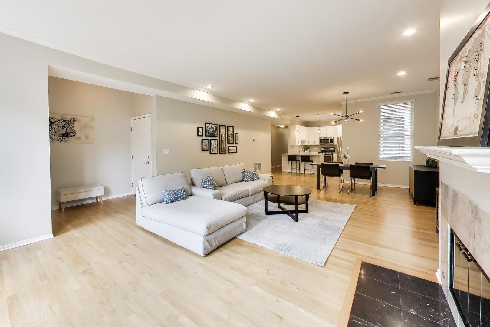 844 W Diversey Parkway 3e Property Photo 6