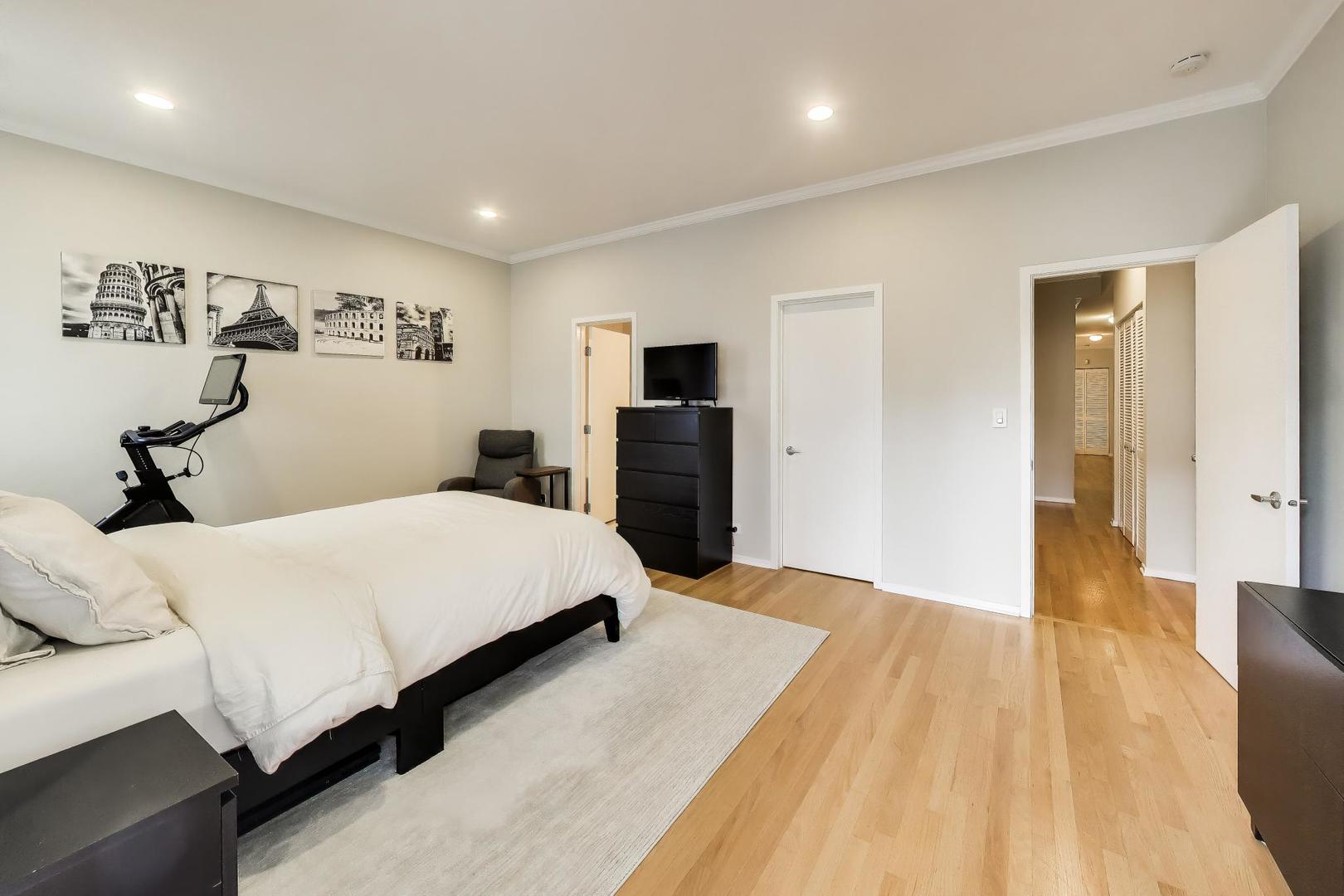 844 W Diversey Parkway 3e Property Photo 11