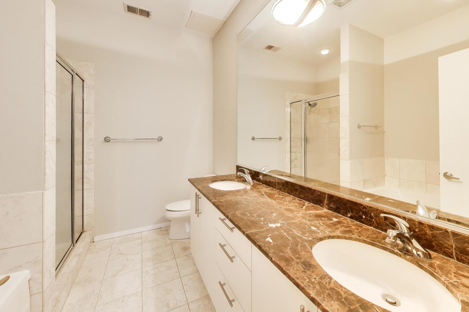 844 W Diversey Parkway 3e Property Photo 14