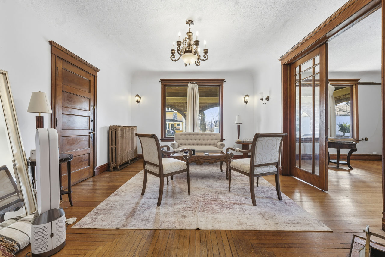 51 W 21st Street Property Photo 2