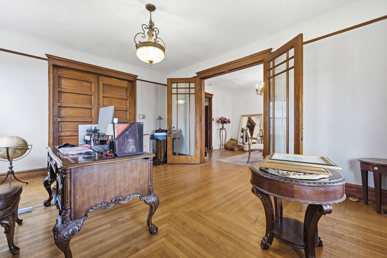 51 W 21st Street Property Photo 7