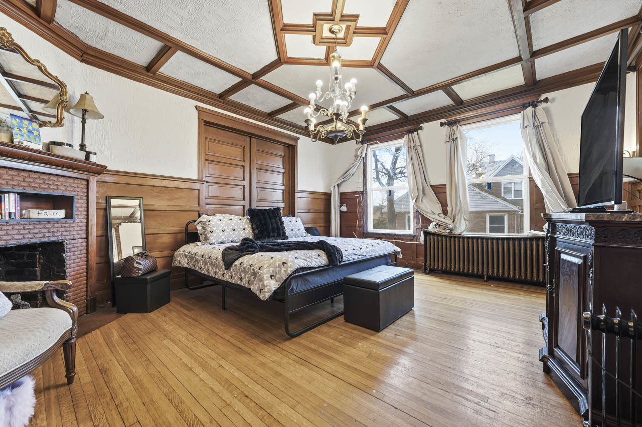 51 W 21st Street Property Photo 9