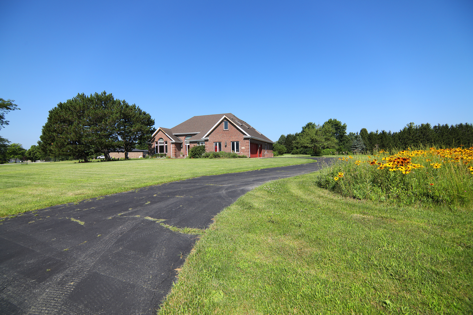 26502 S Winfield Road Property Photo 8