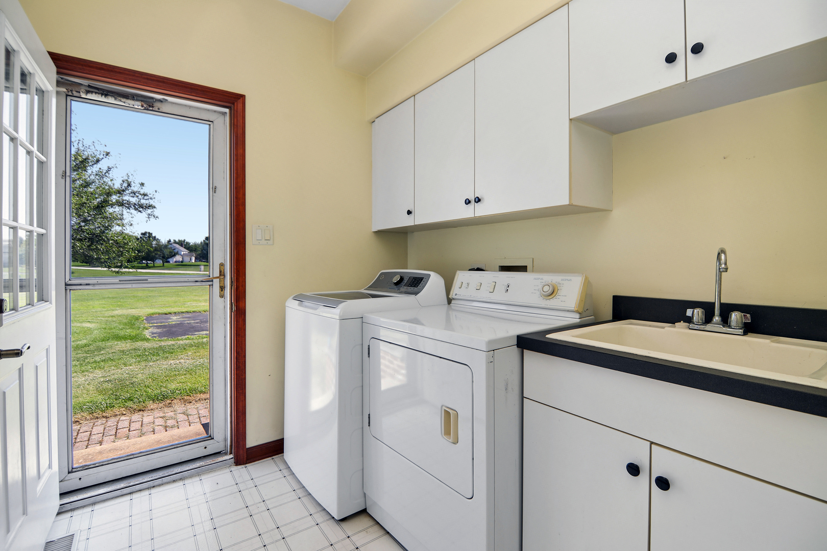 26502 S Winfield Road Property Photo 34