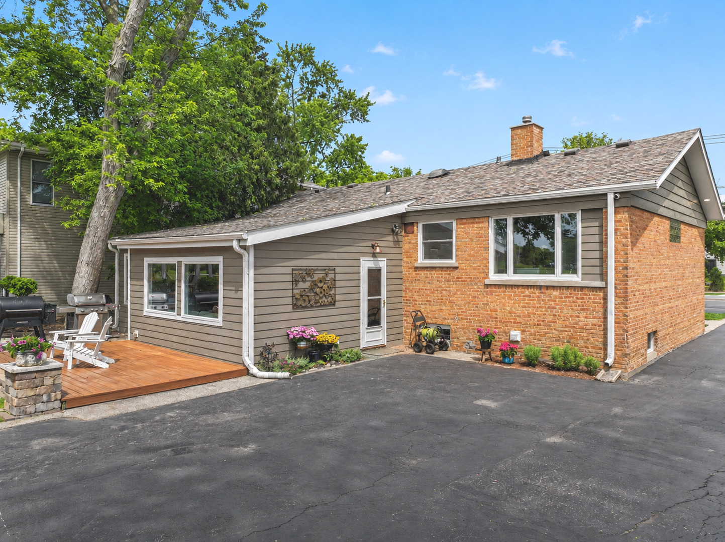 2531 Glenview Road Property Photo 17
