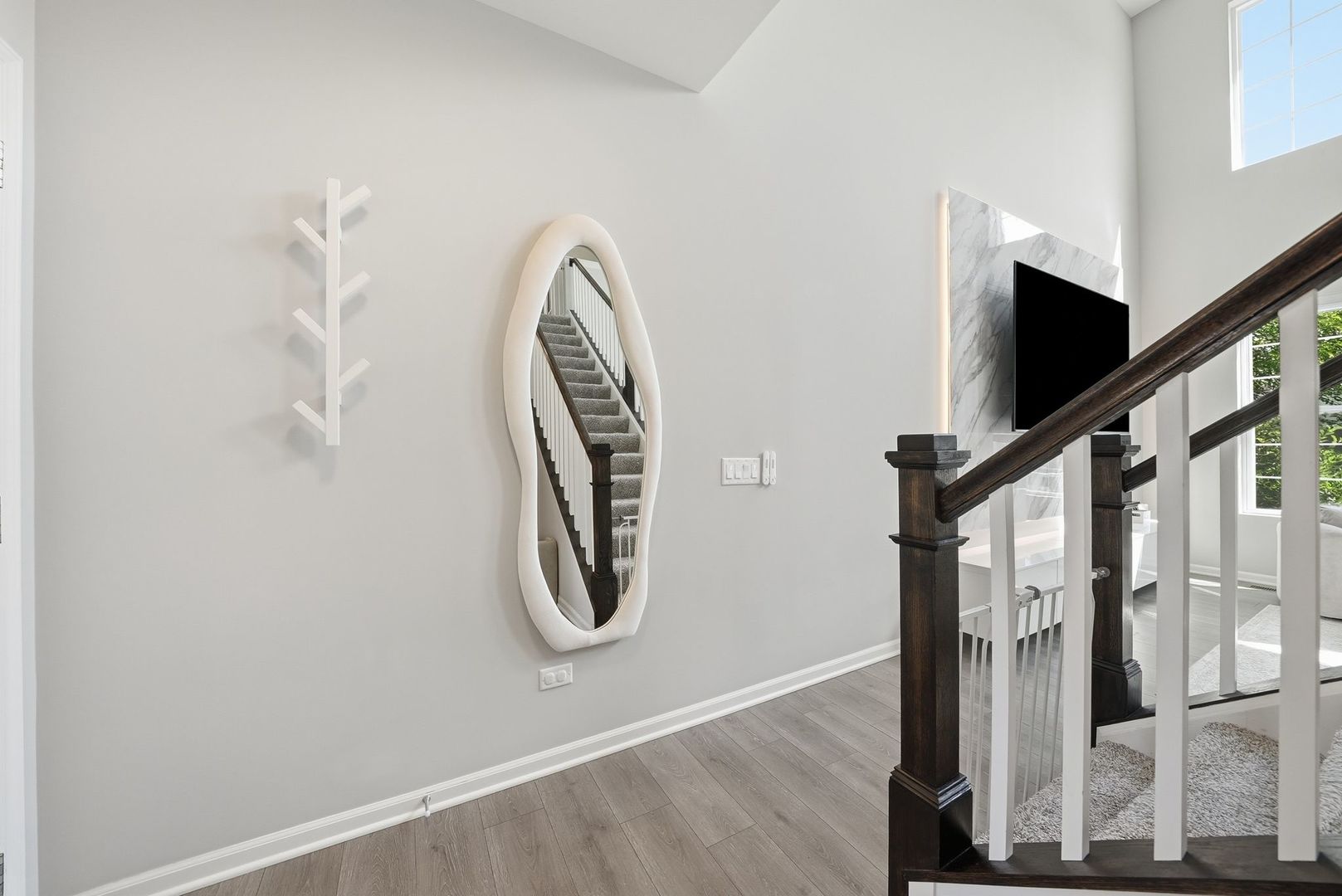 8624 Archer Avenue 3 Property Photo 10