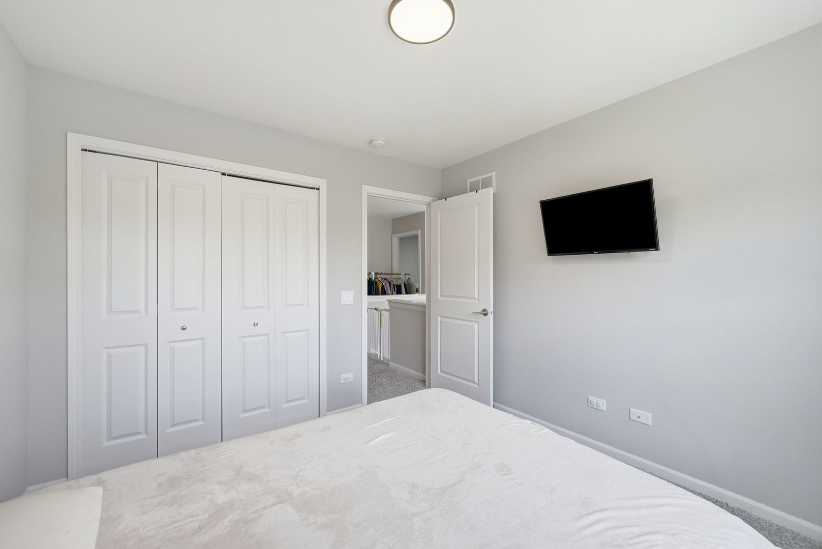 8624 Archer Avenue 3 Property Photo 20