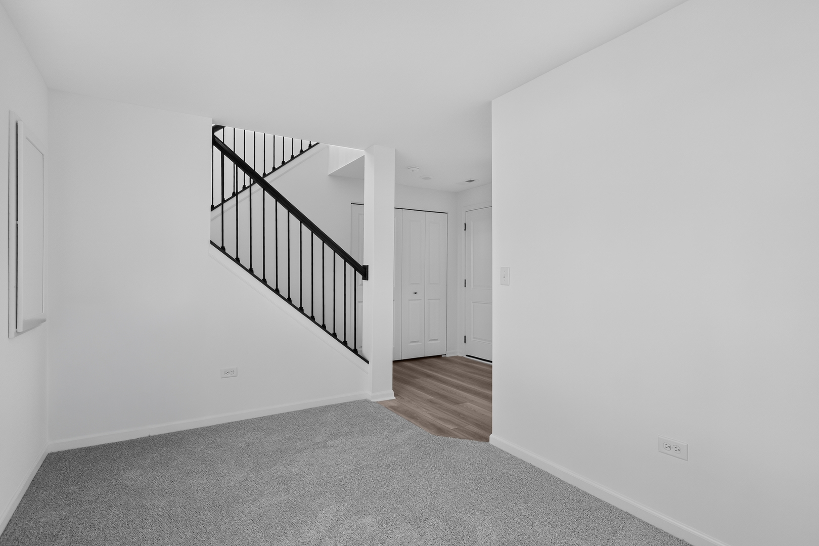 434 Red Oak Circle Property Photo 6
