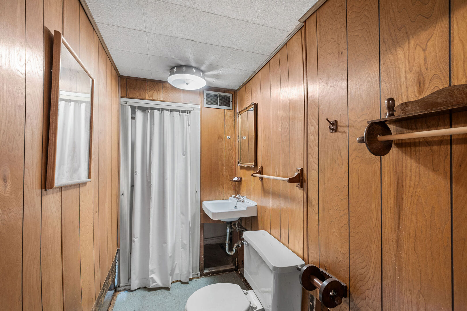 5038 N Nagle Avenue Property Photo 21