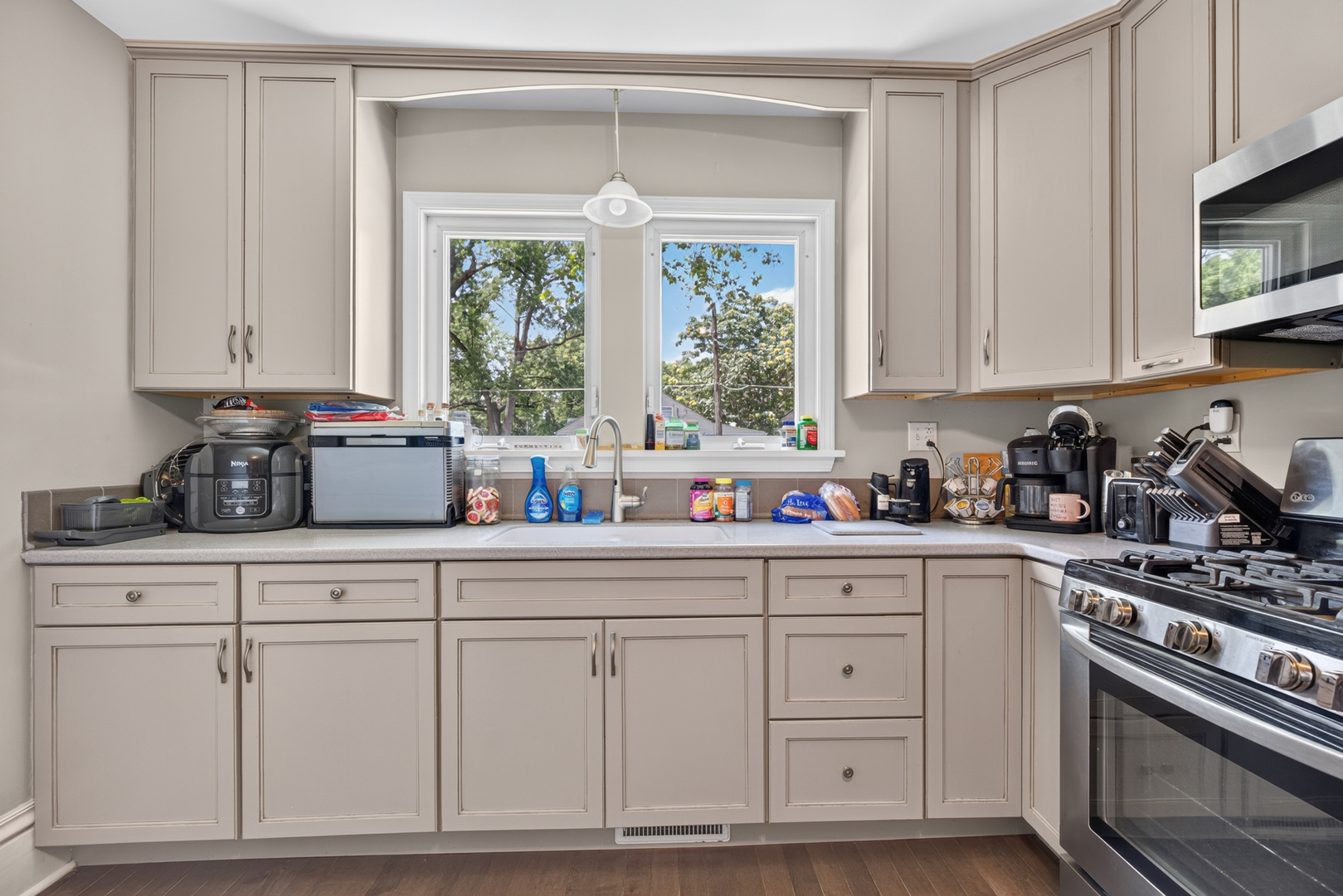 702 Pearl Street Property Photo 4