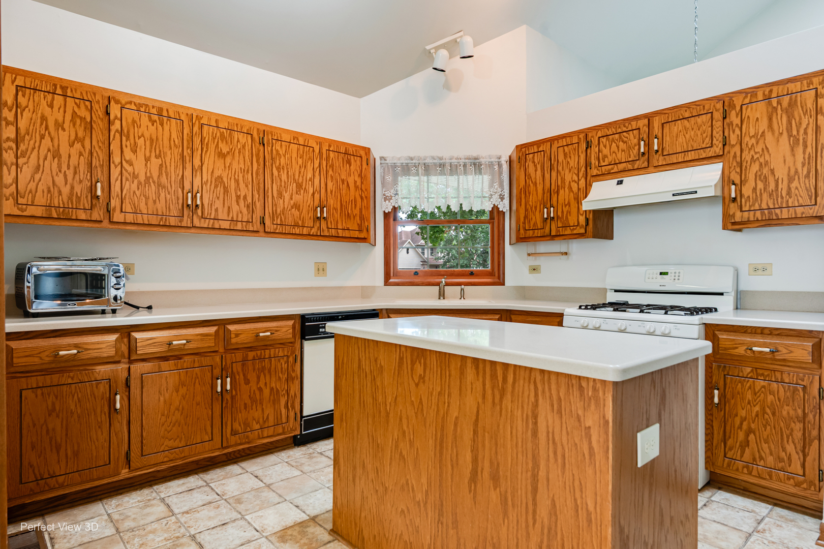 1911 Chestnut Hill Road Property Photo 14