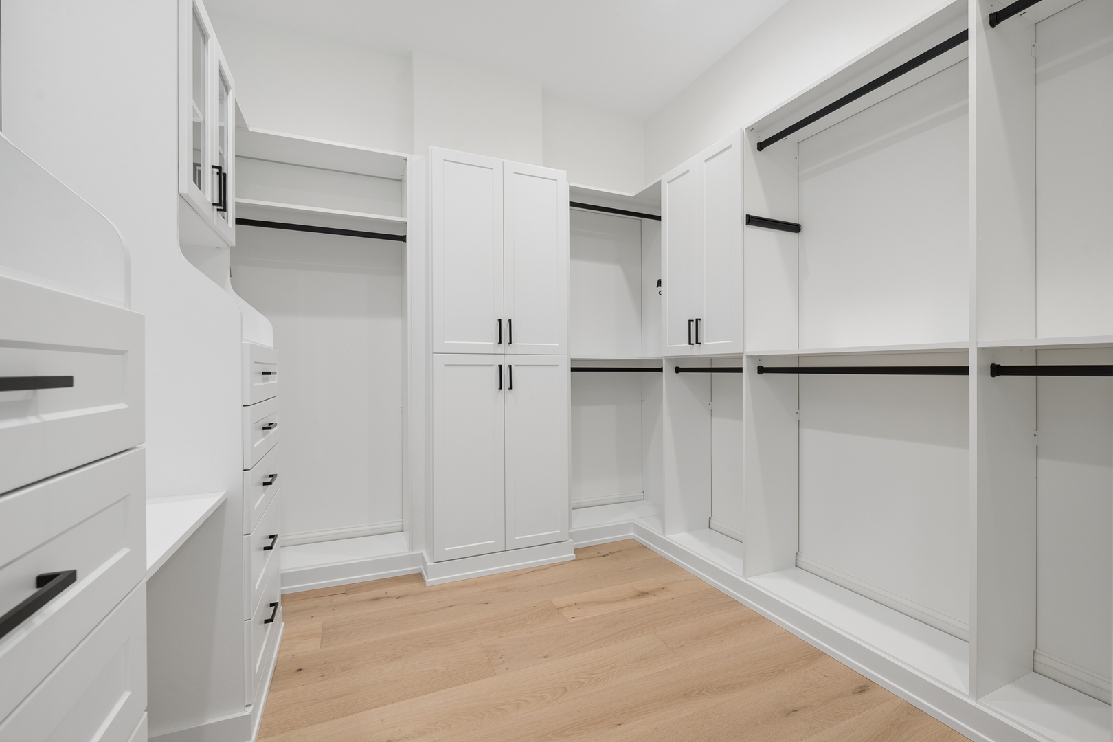 12698952 Property Photo 13